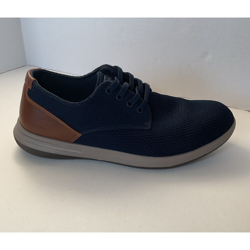 SKECHERS | Mens Street Dress Collection With Air Cooled | Size 9.5